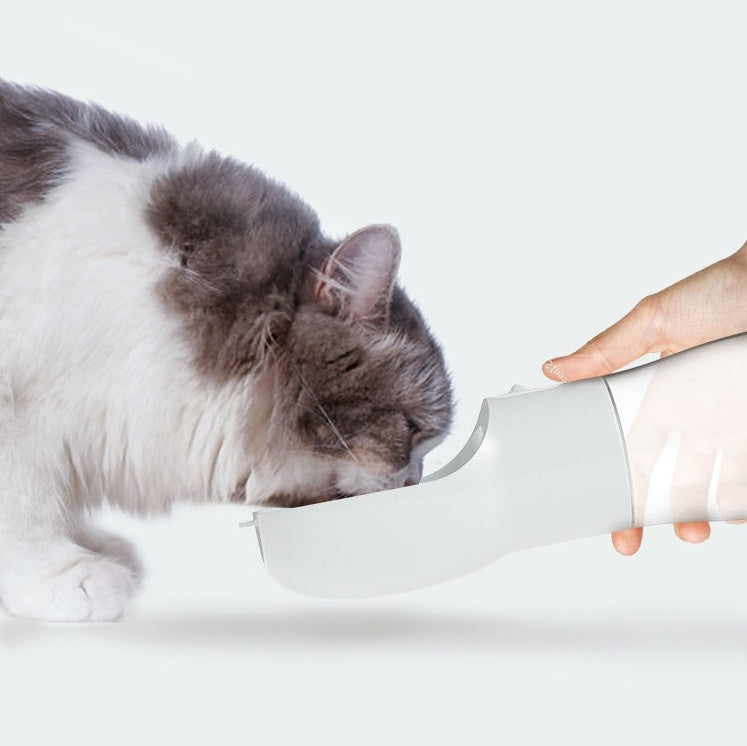 PawSip™ – Portable Dog Water Bottle